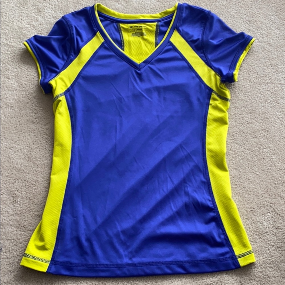 TEK GEAR T-shirt